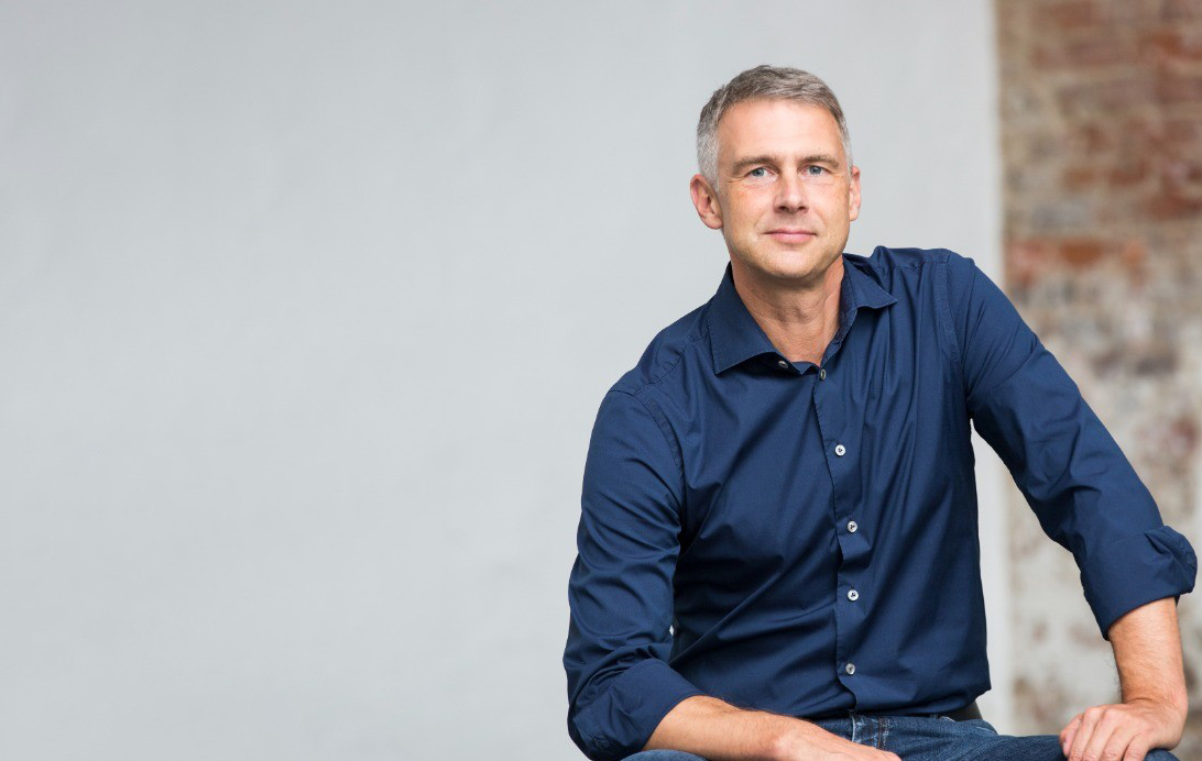 Smiling IAV employee Carsten Rinka